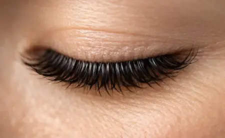 Eyelash Extension Types: Mink vs Synthetic vs Human Hair
