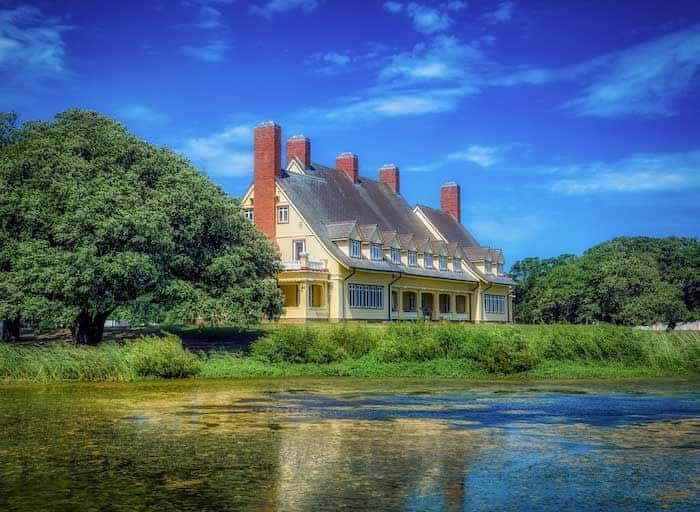 an island getaway on u.s. soil: visit north carolina’s outer banks