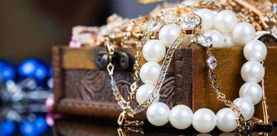 common pieces to build your jewelry collection around