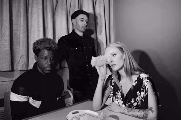 how to makeover your wardrobe on a budget