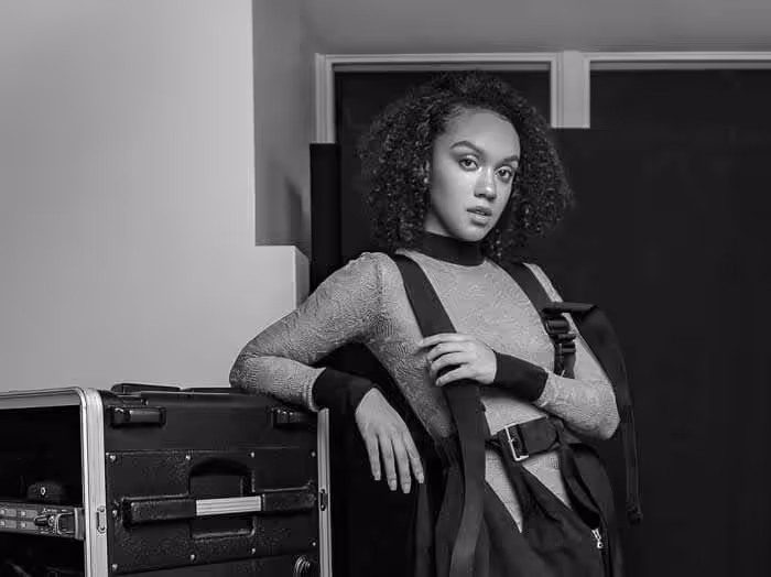 tasha angela kicks off 2020 with ‘undescribable feeling’ video via universal music canada/public records