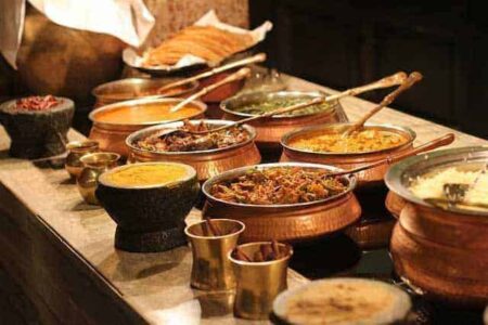 5 Spots in India That Are Known for Delicious Food