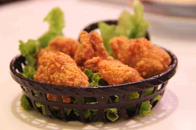 sloane’s down-home fried chicken