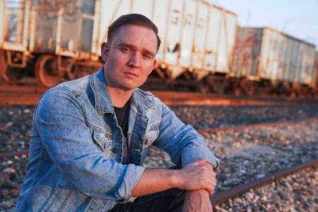 Discover the Enthralling Musical Journey of an Ambitious Dream-Chaser with JB Elwood’s New Single “Far Away”
