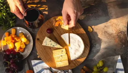 How to Host a Wine and Cheese Tasting Party