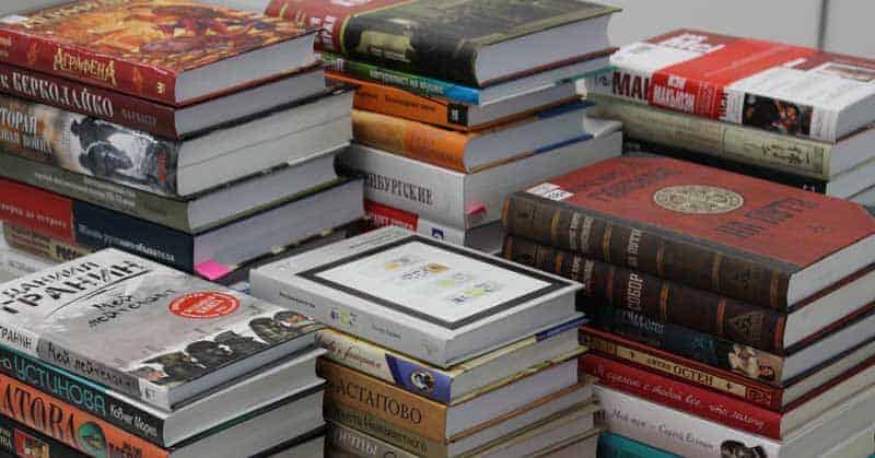 selling used books: 5 tips to maximize profit