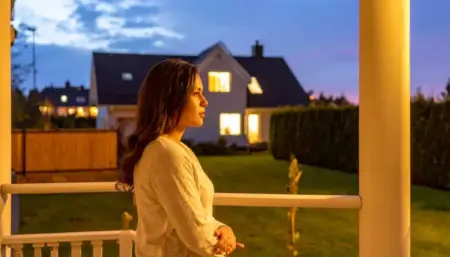 Rude Neighbor? Here’s How to Handle It Calmly (2026)
