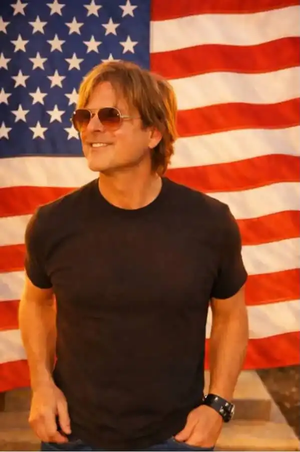 Woody Bradshaw Who’s Proud They’re From the USA