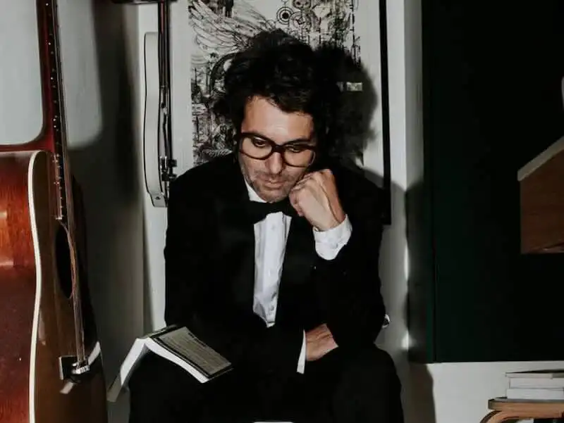 kinski gallo unveils two stunning singles from upcoming ep mirage